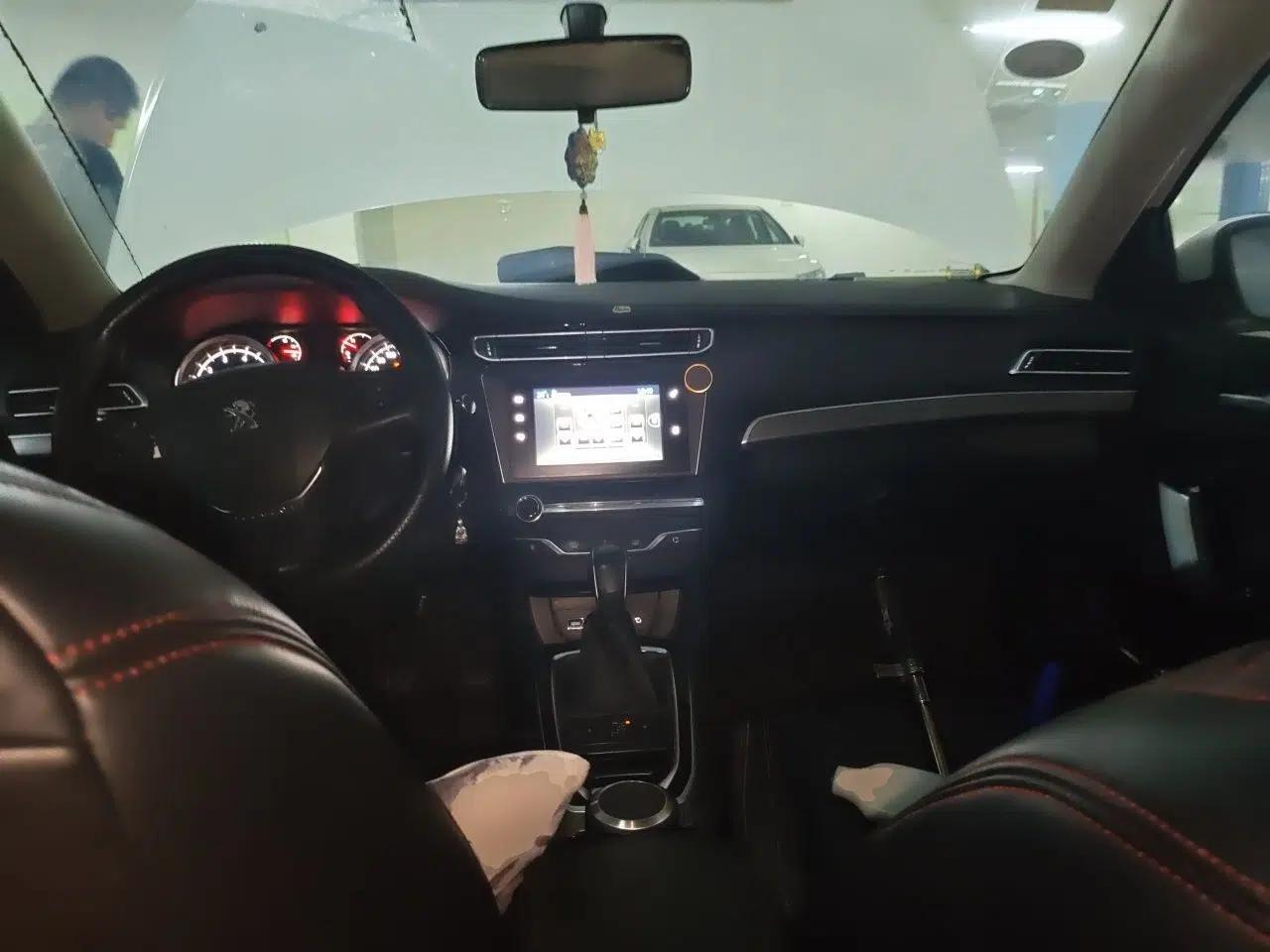 Peugeot 408 2014 1.8L Automatic Luxury Edition — миниатюра 9