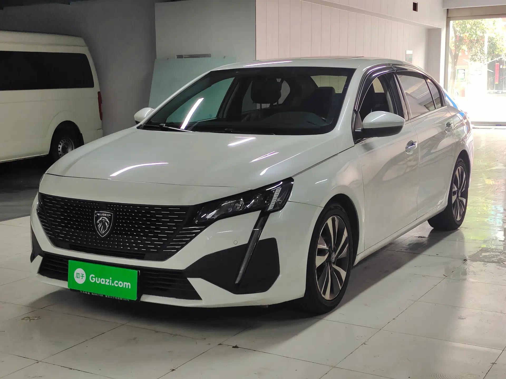Peugeot 408 2022 1.6T Light-Chasing Edition — миниатюра 1