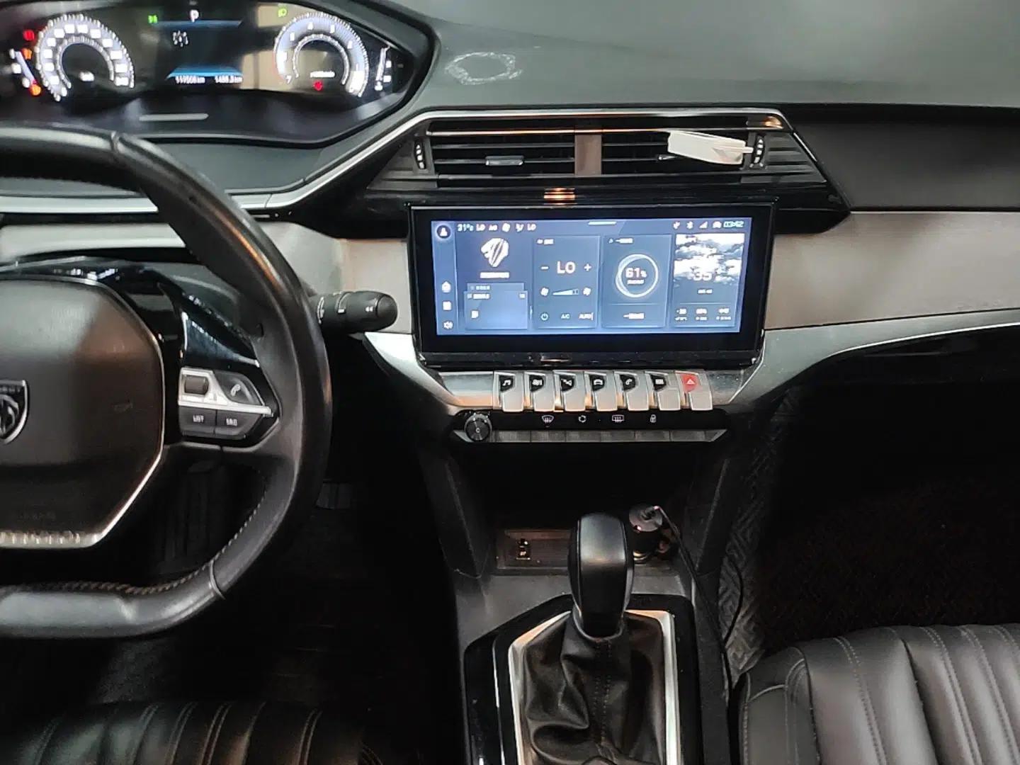 Peugeot 408 2022 1.6T Light-Chasing Edition — миниатюра 15