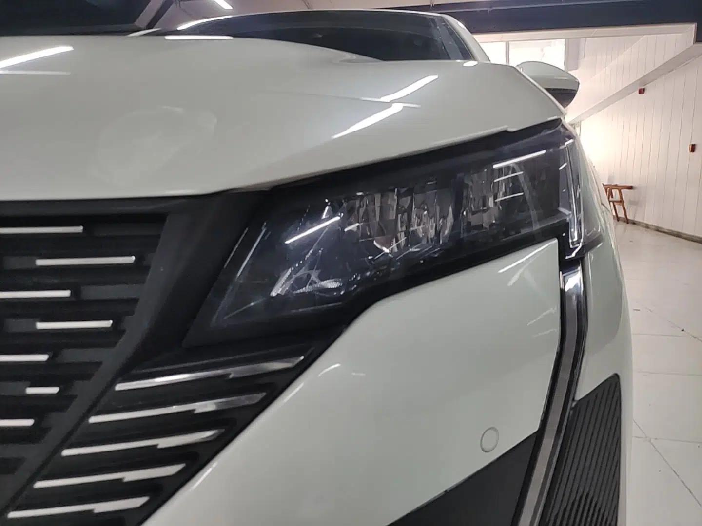 Peugeot 408 2022 1.6T Light-Chasing Edition — миниатюра 8