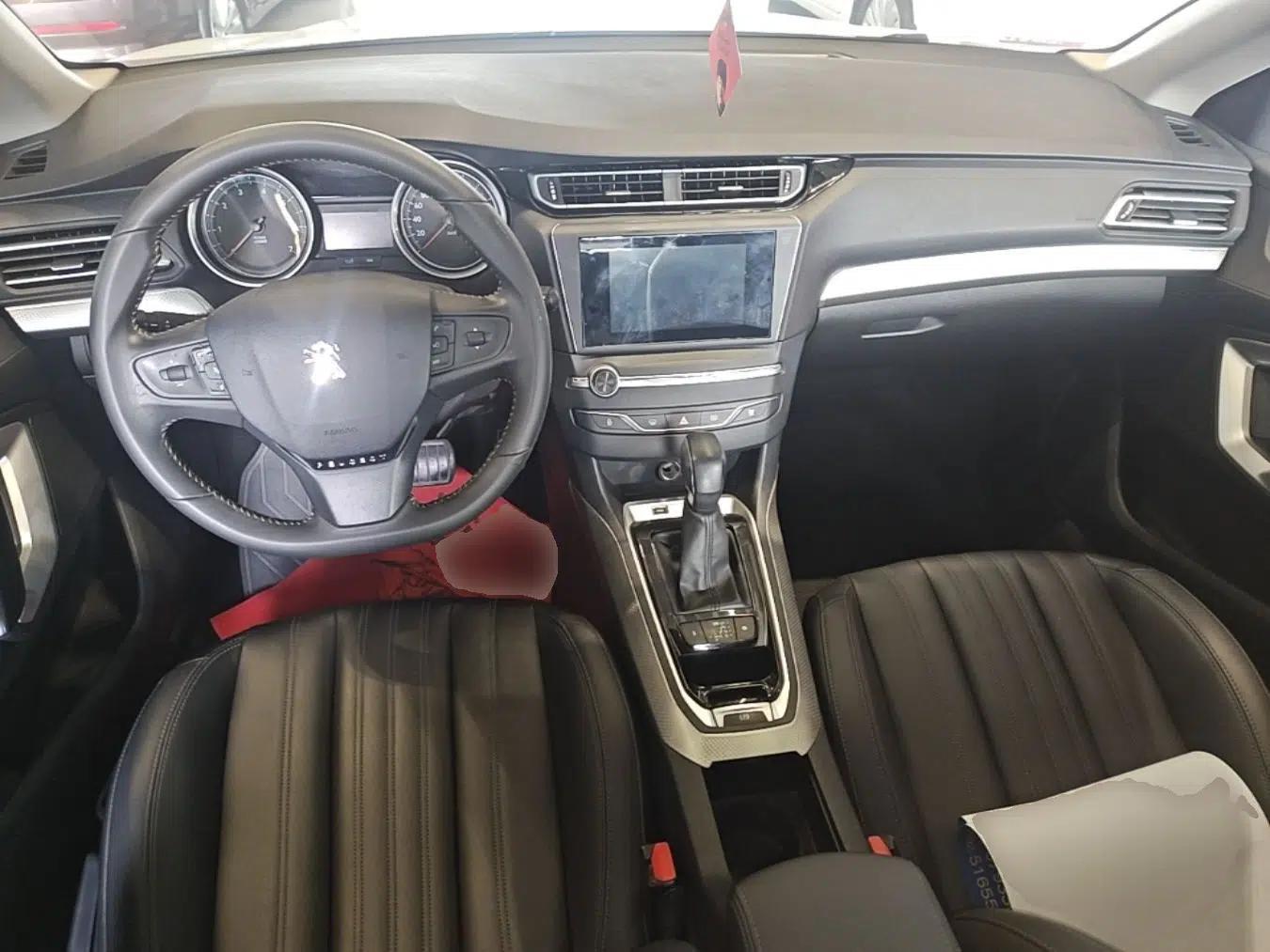 Peugeot 408 2019 360THP Automatic Luxury Edition China VI Standard — миниатюра 12