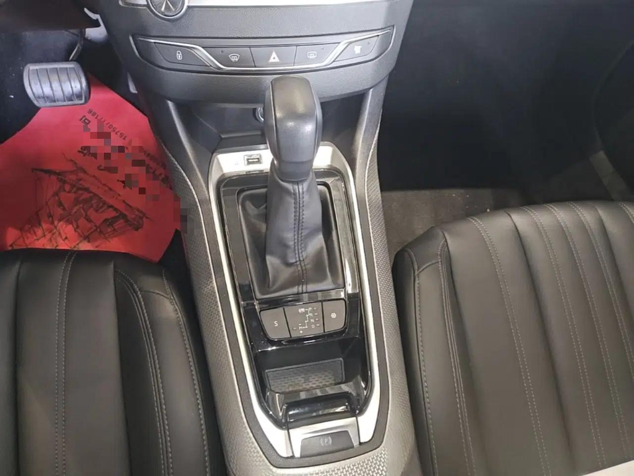 Peugeot 408 2019 360THP Automatic Luxury Edition China VI Standard — миниатюра 16