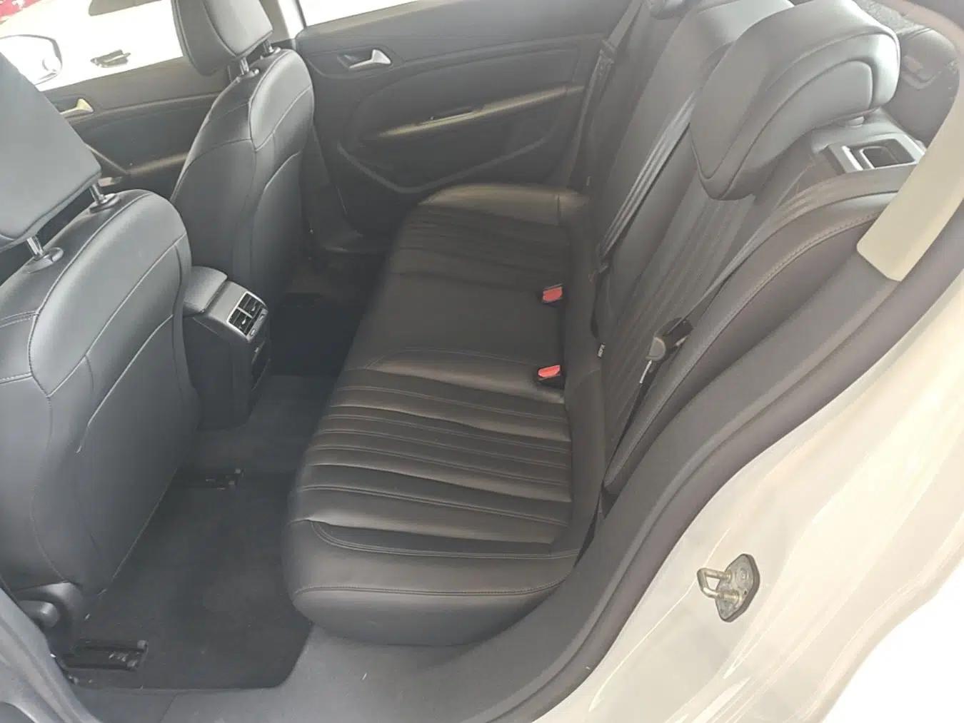 Peugeot 408 2019 360THP Automatic Luxury Edition China VI Standard — миниатюра 20