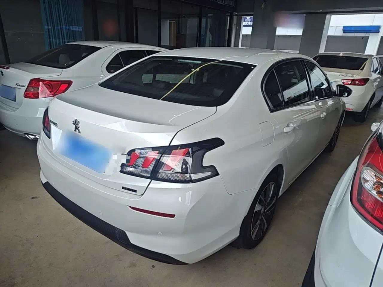 Peugeot 408 2019 360THP Automatic Luxury Edition China VI Standard — миниатюра 6