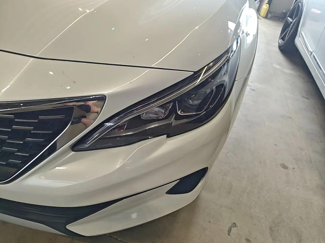 Peugeot 408 2019 360THP Automatic Luxury Edition China VI Standard — миниатюра 8