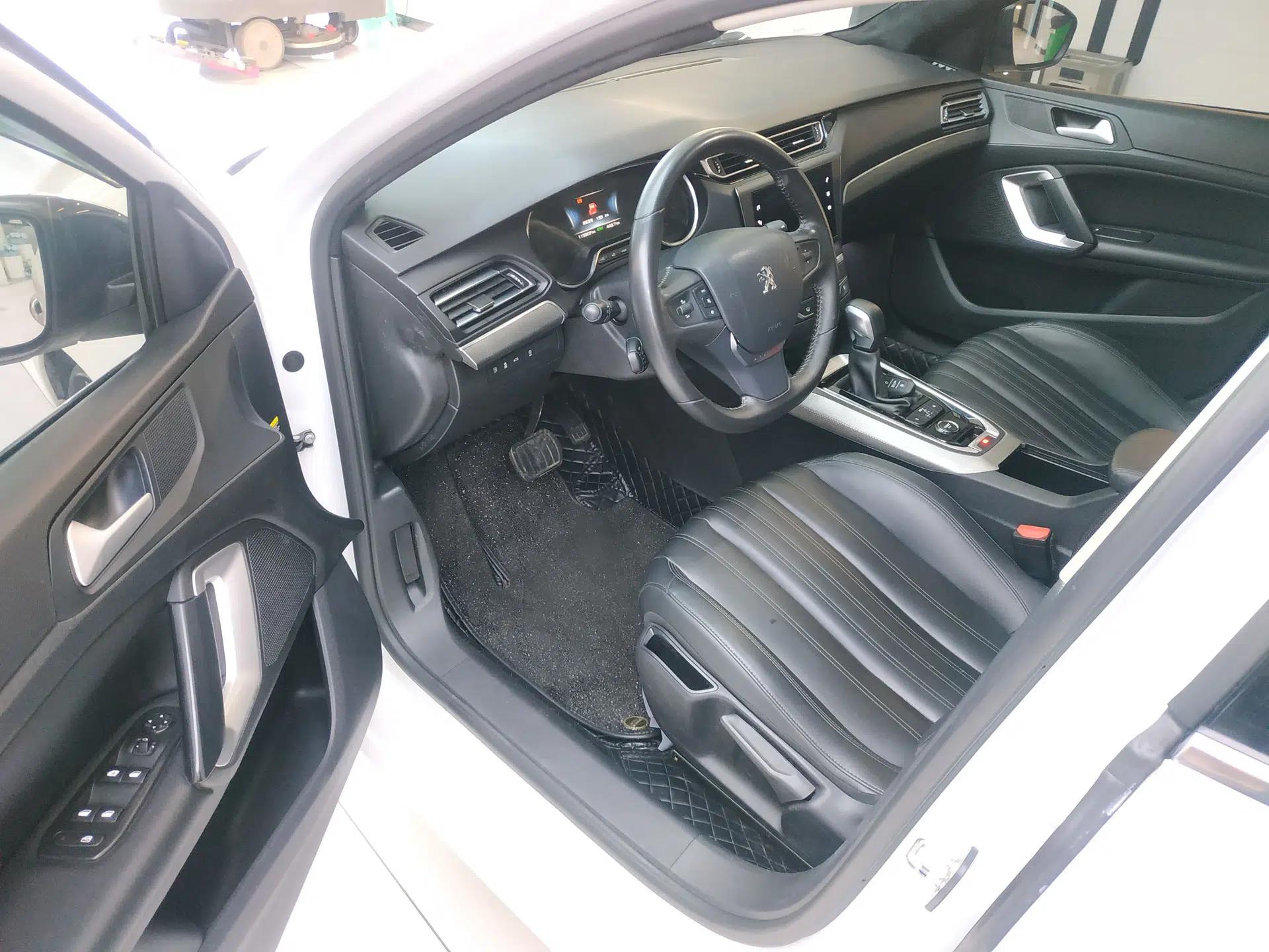 Peugeot 408 2020 360THP 10th Anniversary Edition — миниатюра 18