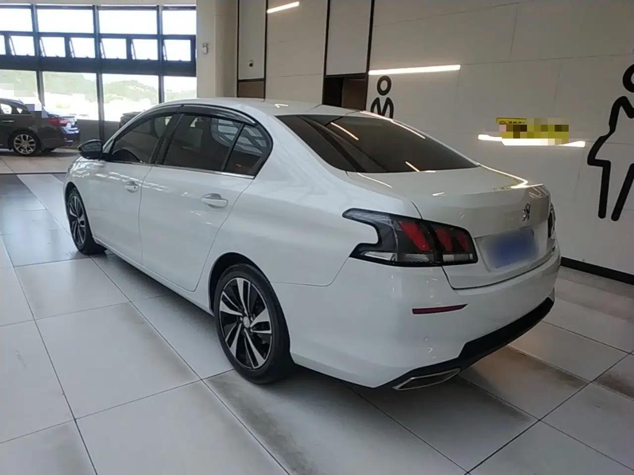 Peugeot 408 2020 360THP 10th Anniversary Edition — миниатюра 4