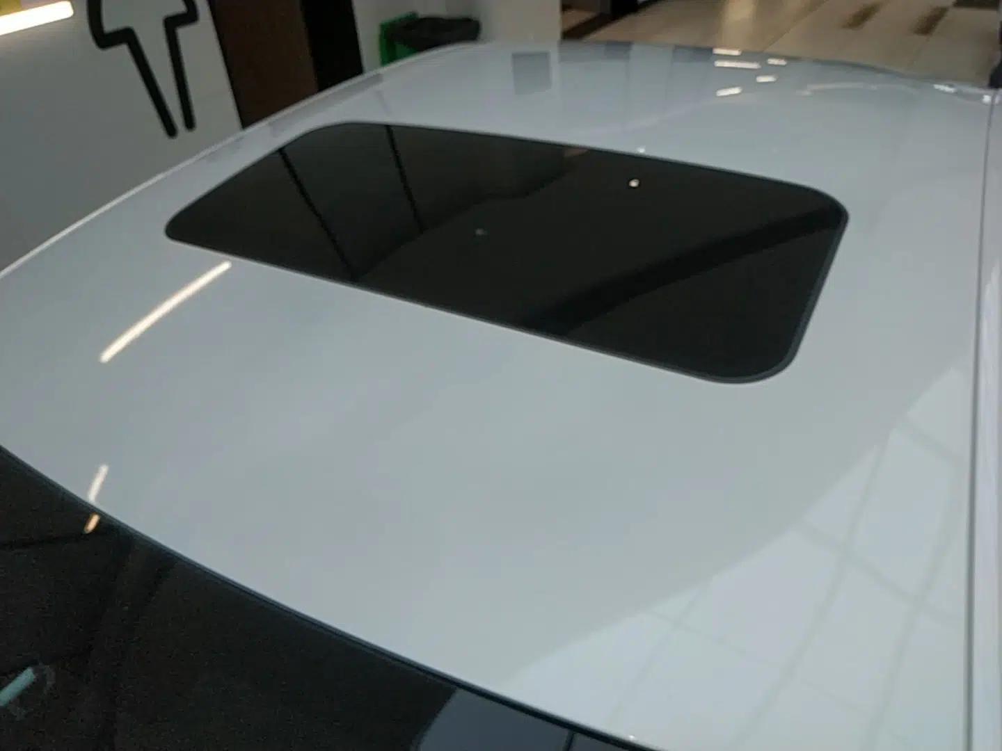 Peugeot 408 2020 360THP 10th Anniversary Edition — миниатюра 7