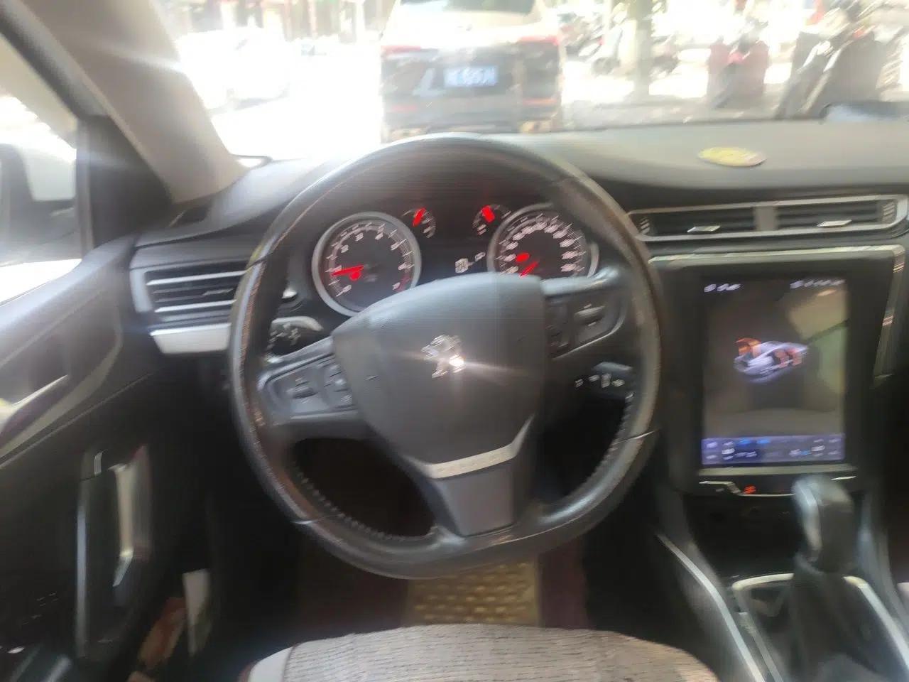 Peugeot 408 2015 1.2T Automatic Luxury Edition — миниатюра 10