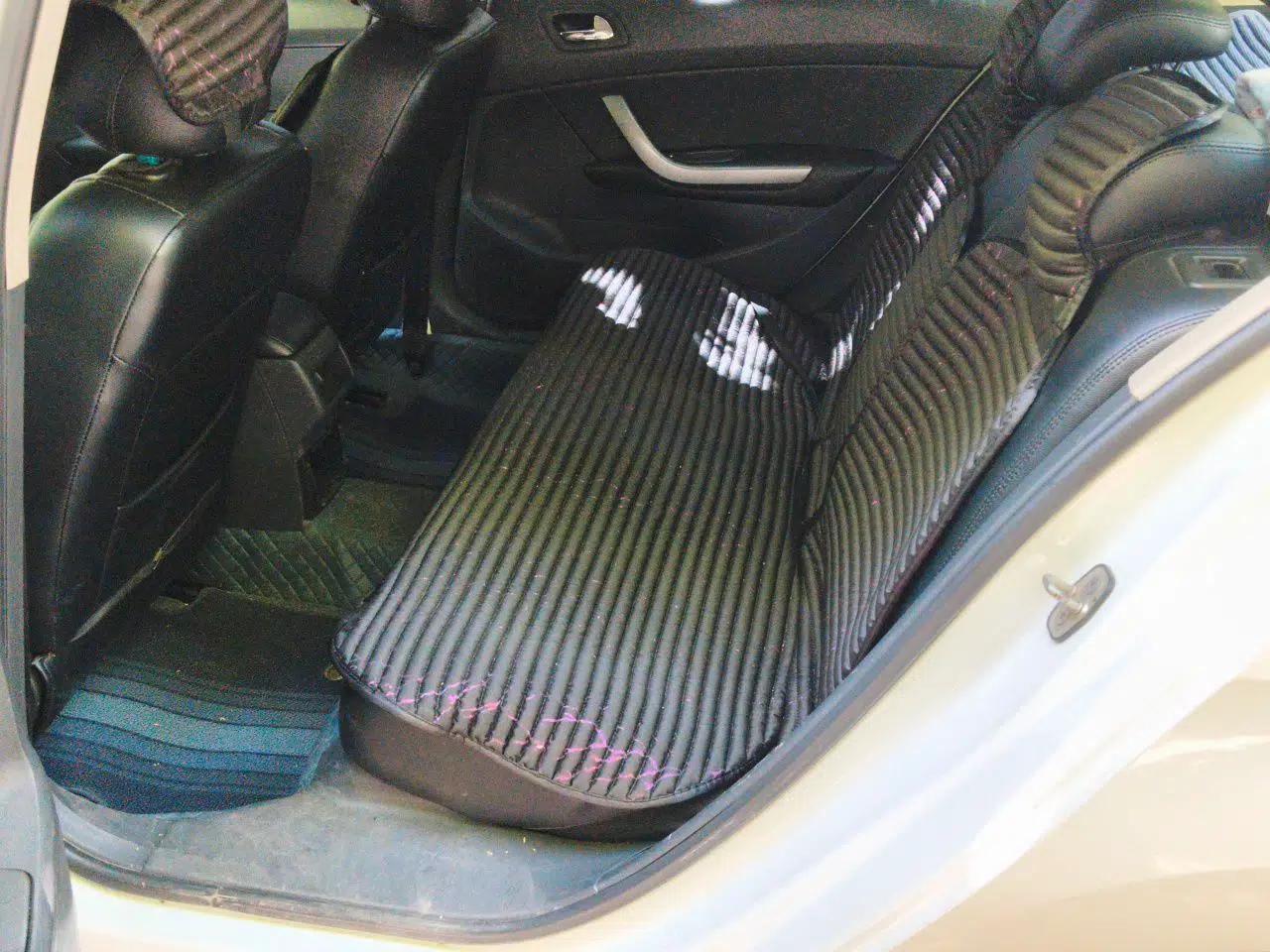Peugeot 408 2013 1.6L Automatic Comfort Edition — миниатюра 17