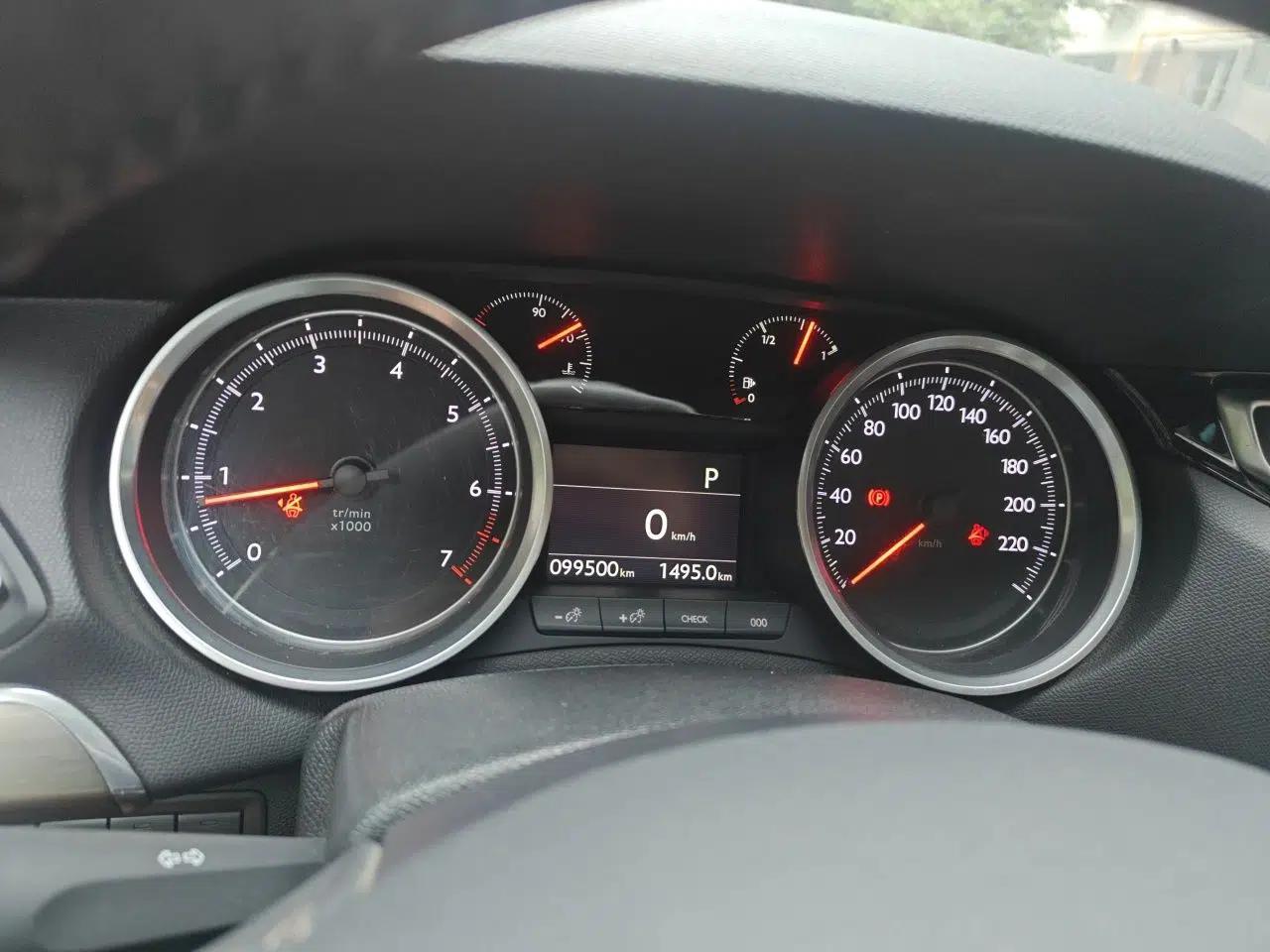 Peugeot 408 2014 1.6T Automatic Prestige Edition — миниатюра 11