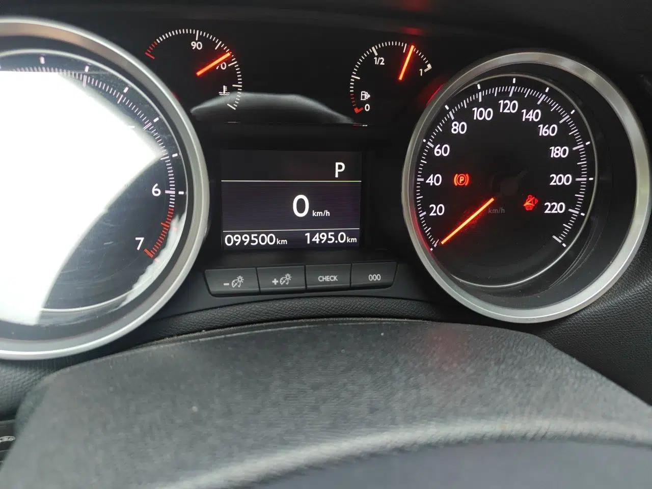 Peugeot 408 2014 1.6T Automatic Prestige Edition — миниатюра 12