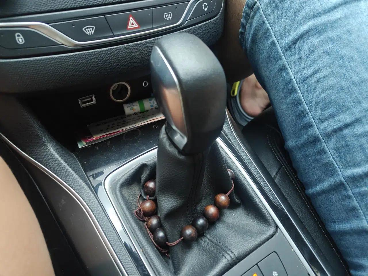 Peugeot 408 2014 1.6T Automatic Prestige Edition — миниатюра 14
