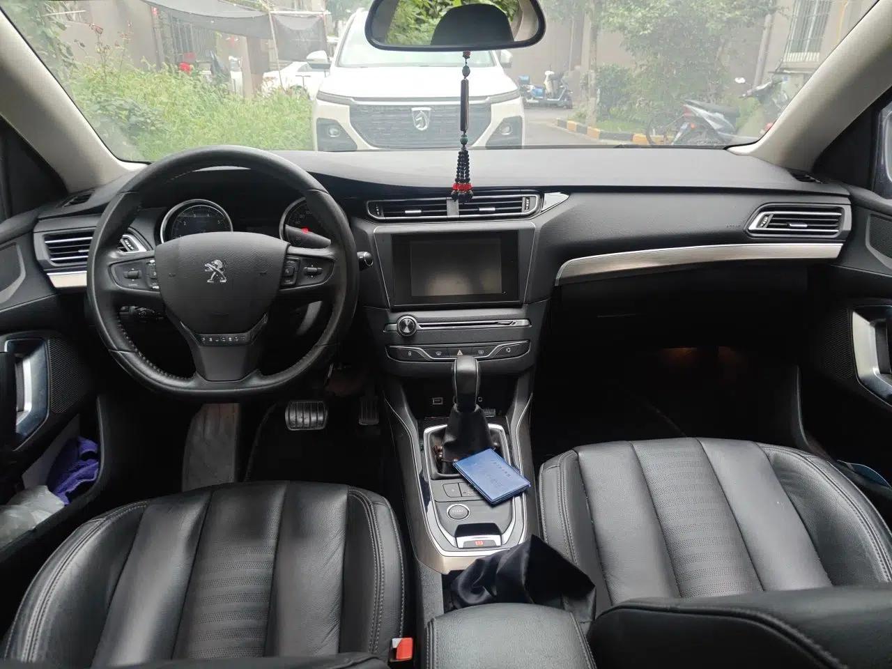 Peugeot 408 2014 1.6T Automatic Prestige Edition — миниатюра 9