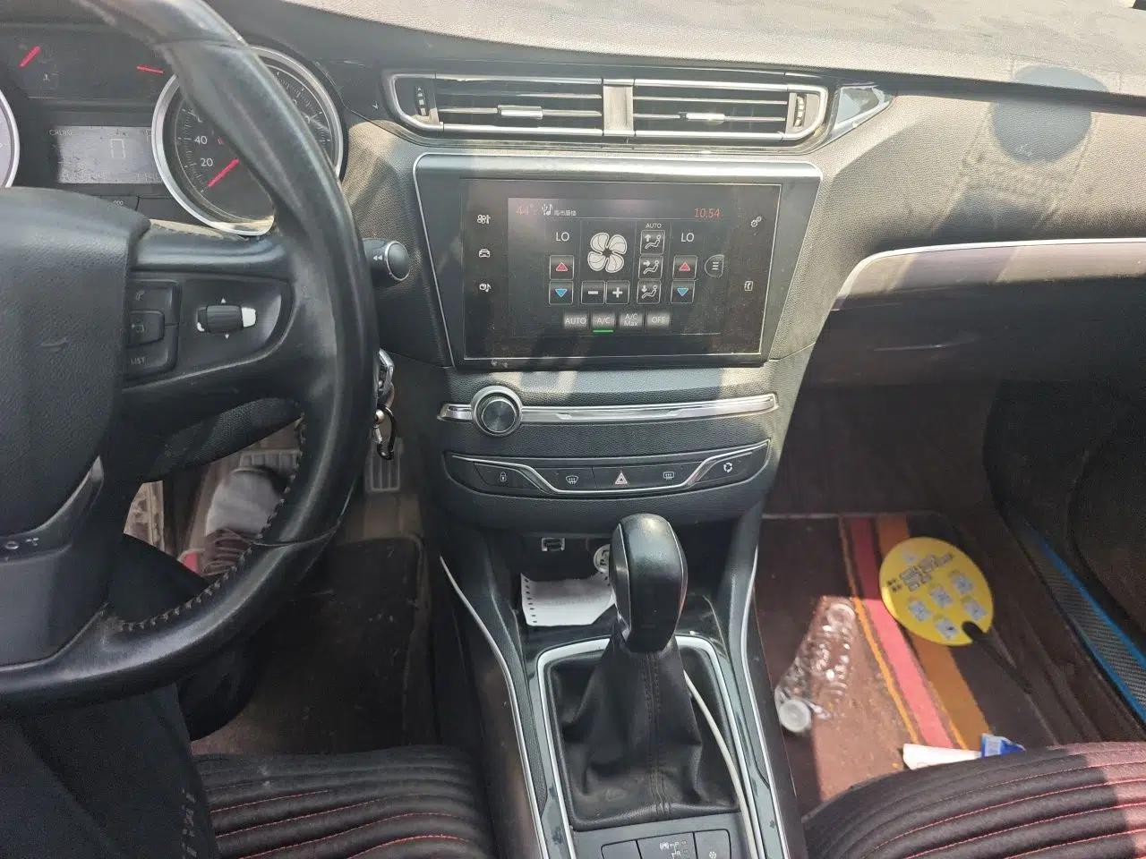 Peugeot 408 2016 1.6T Automatic Luxury Edition — миниатюра 13