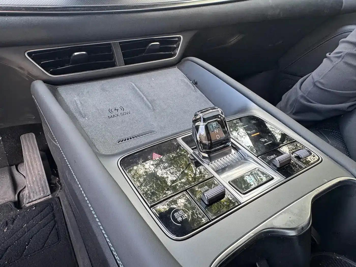 Hiace 07 EV 2025 Model 610 Smart Driving Edition — миниатюра 7