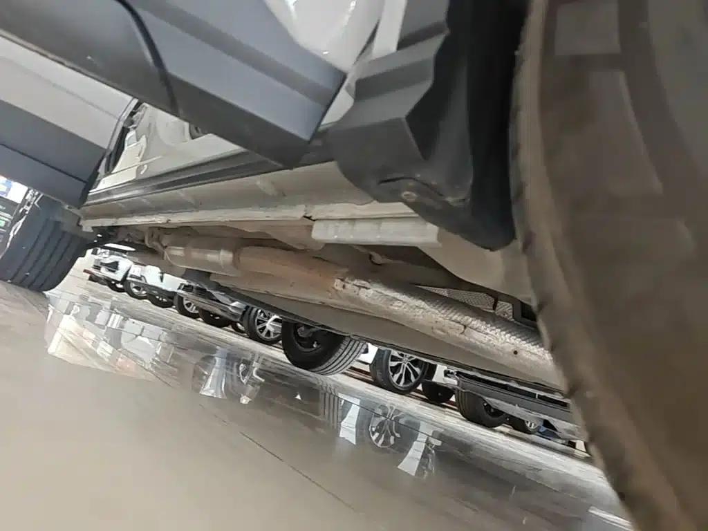 Hiace 05 DM-i 2025 DM-i 75KM Premium Edition — миниатюра 21