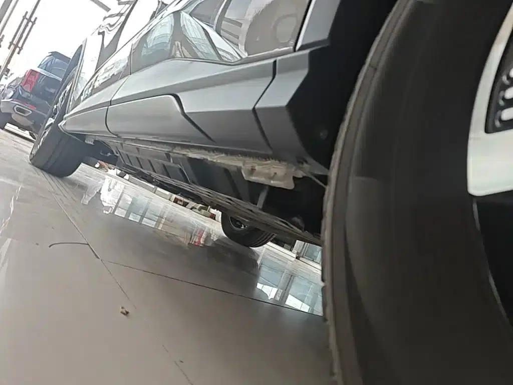 Hiace 05 DM-i 2025 DM-i 75KM Premium Edition — миниатюра 22