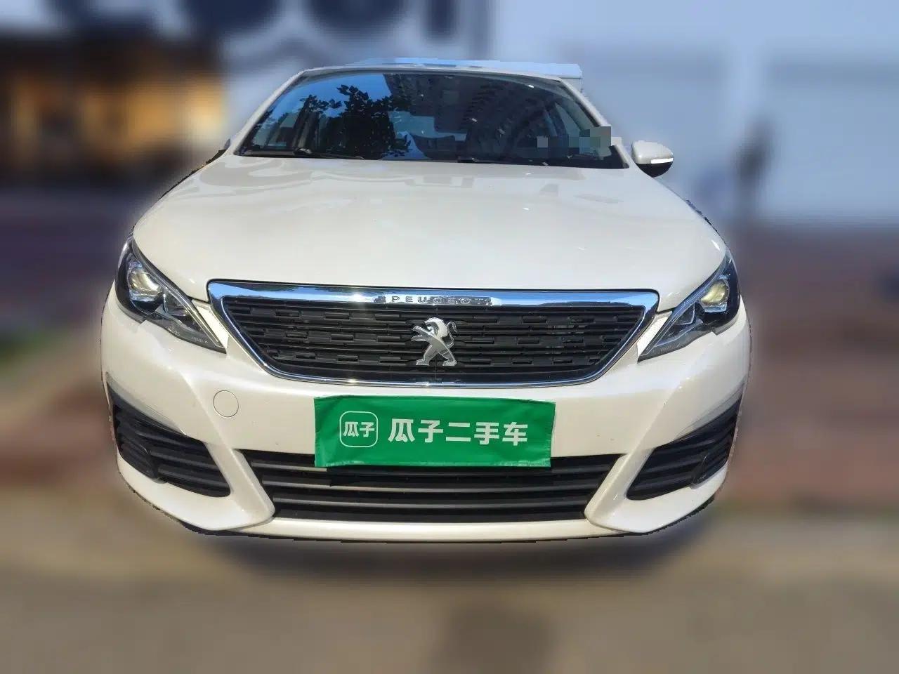 Peugeot 308 2018 1.6L Automatic Fashion Edition — миниатюра 2