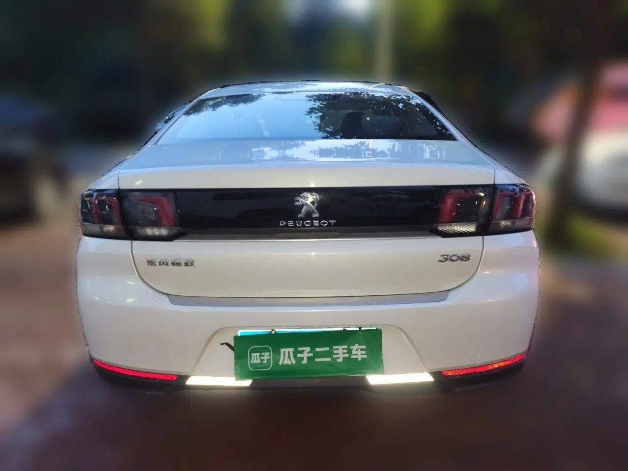 Peugeot 308 2018 1.6L Automatic Fashion Edition — миниатюра 5
