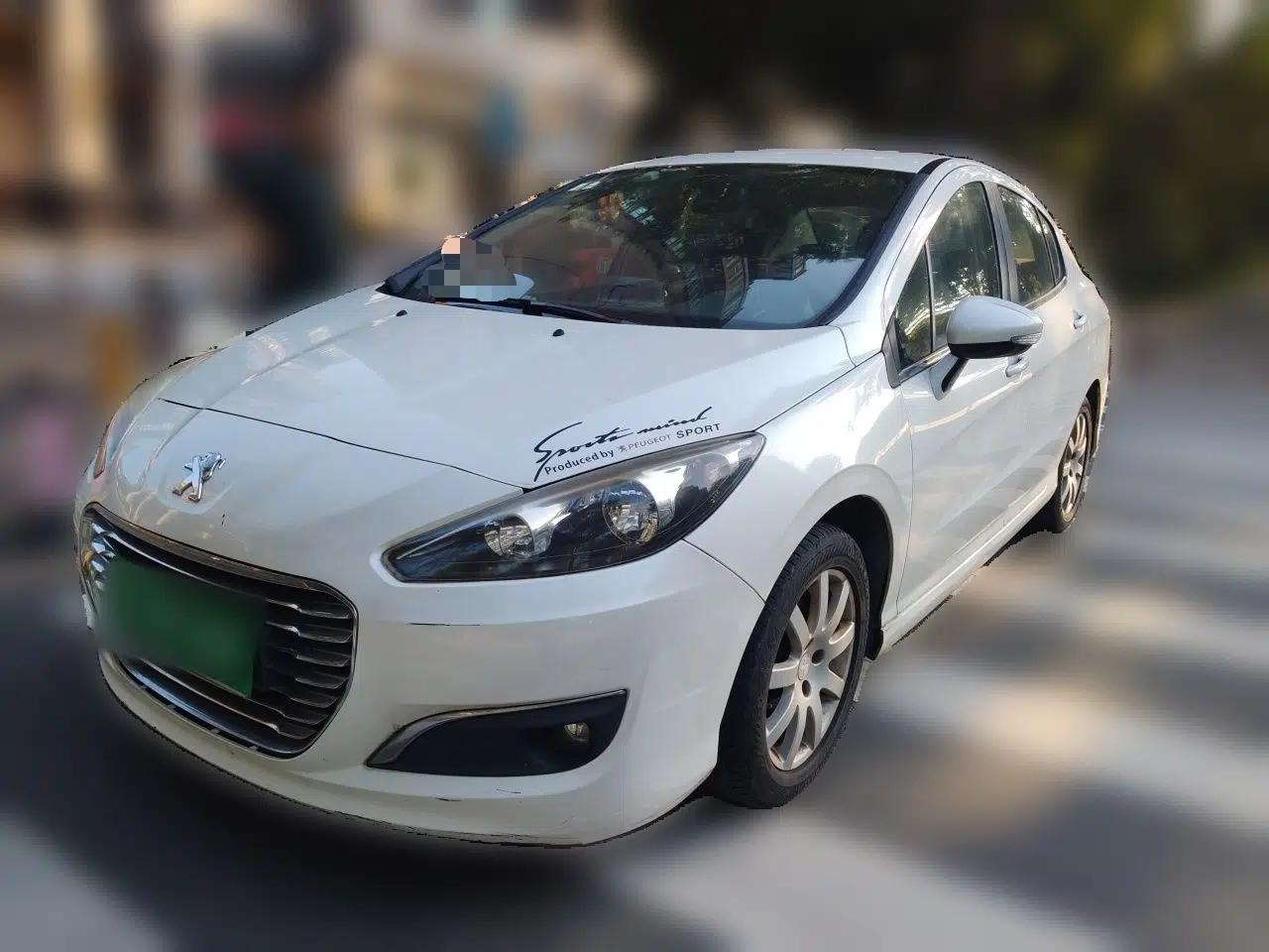 Peugeot 308 2014 Enjoy Edition Classic 1.6L Automatic Premium Model — миниатюра 1