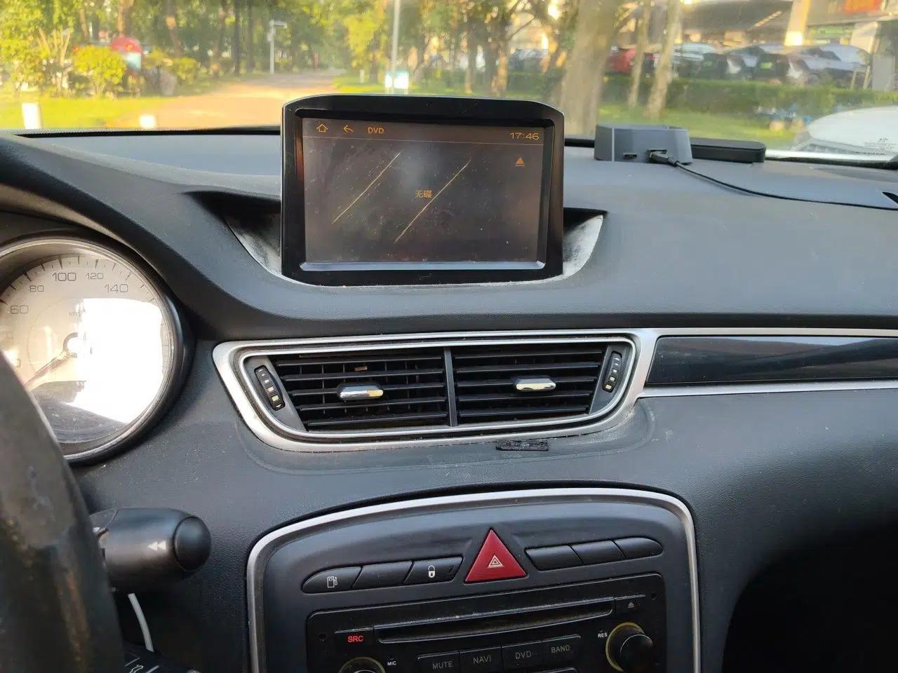 Peugeot 308 2014 Enjoy Edition Classic 1.6L Automatic Premium Model — миниатюра 13