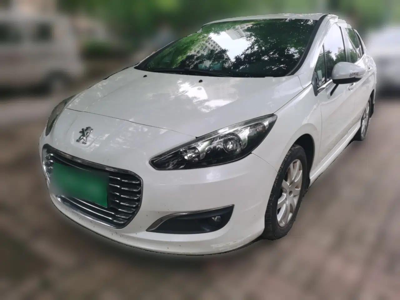 Peugeot 308 2014 Enjoy Edition Classic 1.6L Automatic Premium Model — миниатюра 1