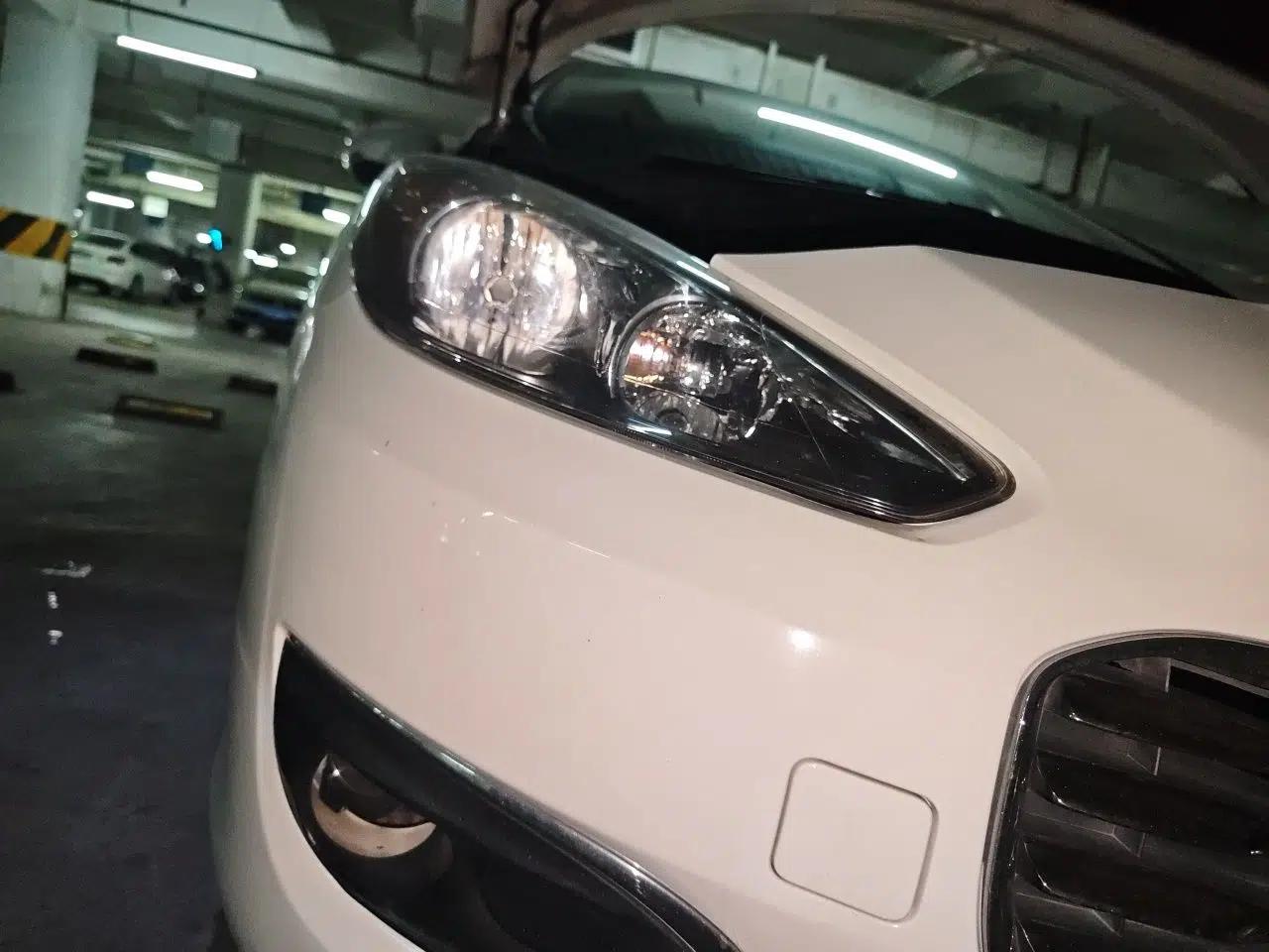 Peugeot 308 2013 1.6L Manual Fashion Model — миниатюра 7