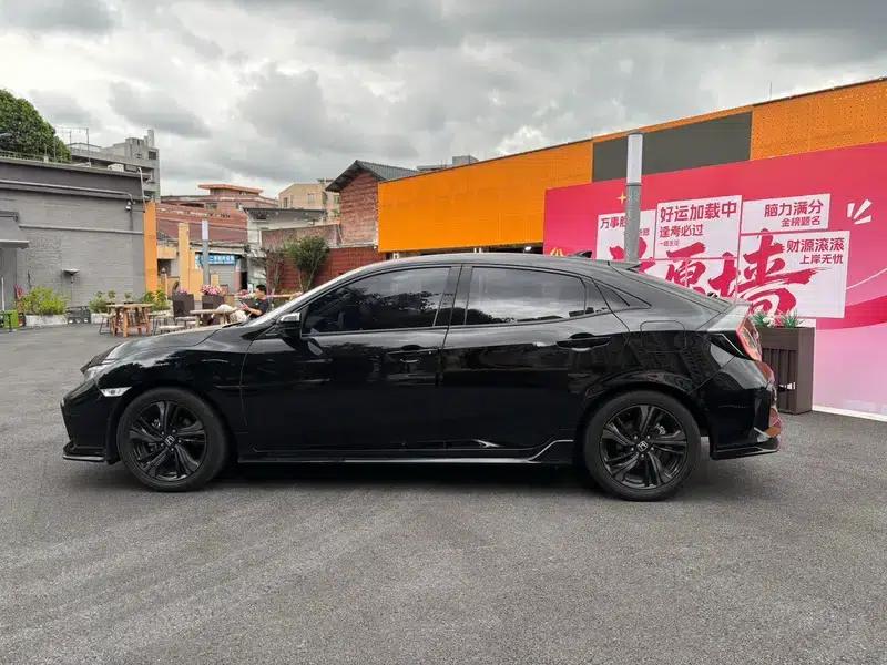 Civic 2020 HATCHBACK 220TURBO CVT Trendy and Cool — миниатюра 4