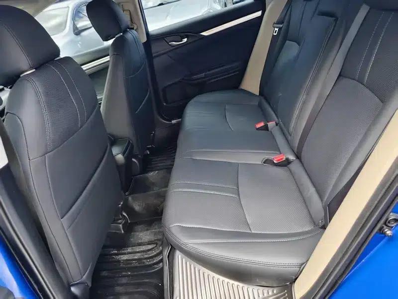 2016 Civic 220TURBO CVT Luxury Edition — миниатюра 9