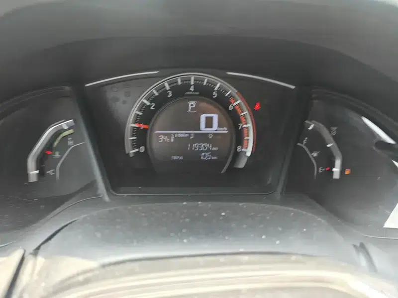 2016 Civic 180TURBO CVT Comfort Edition — миниатюра 8