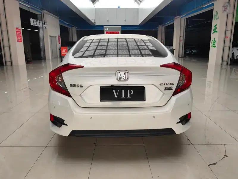 2016 Civic 220TURBO CVT Luxury Edition — миниатюра 5