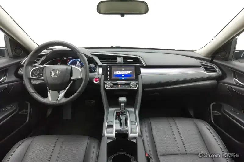 2016 Civic 220TURBO CVT Luxury Edition — миниатюра 12
