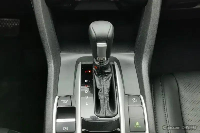 2016 Civic 220TURBO CVT Luxury Edition — миниатюра 15