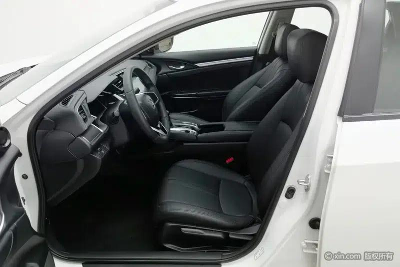 2016 Civic 220TURBO CVT Luxury Edition — миниатюра 17