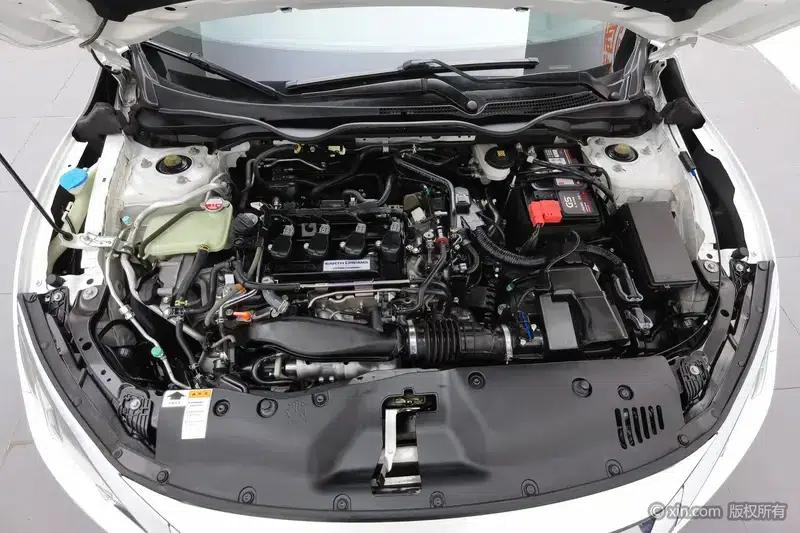2016 Civic 220TURBO CVT Luxury Edition — миниатюра 5