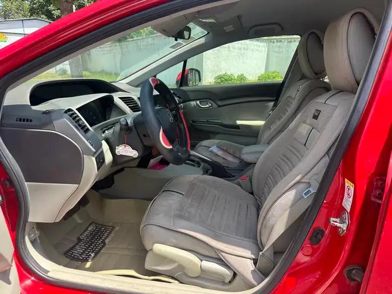 2012 Civic 1.8L Automatic Comfort Edition — миниатюра 11