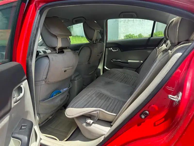 2012 Civic 1.8L Automatic Comfort Edition — миниатюра 12