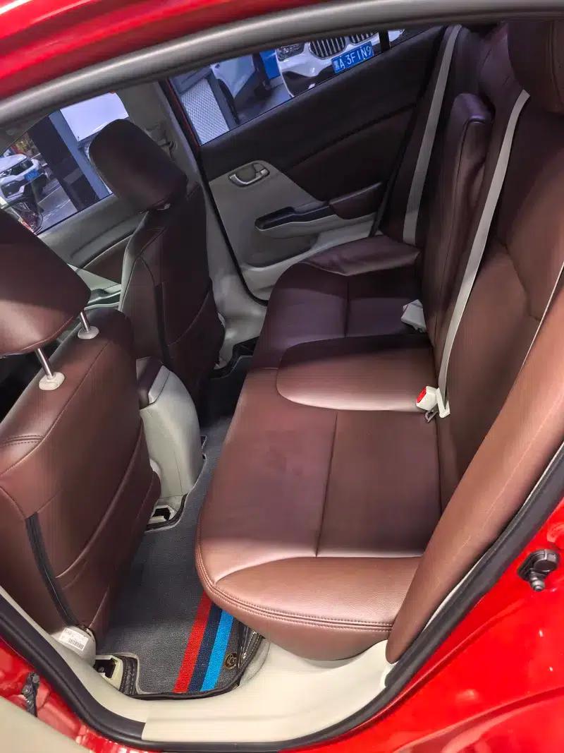2012 Civic 1.8L Automatic Comfort Edition — миниатюра 9