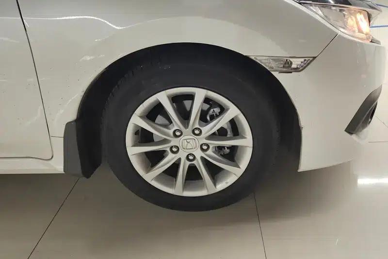 2016 Civic 180TURBO CVT Comfort Edition — миниатюра 10