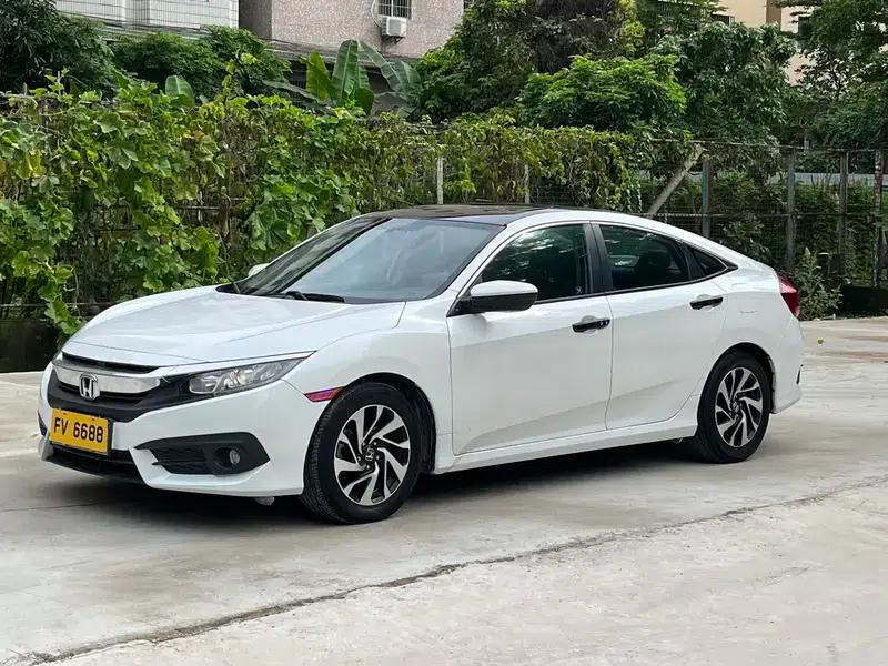 2016 Civic 220TURBO CVT Luxury Edition — миниатюра 1