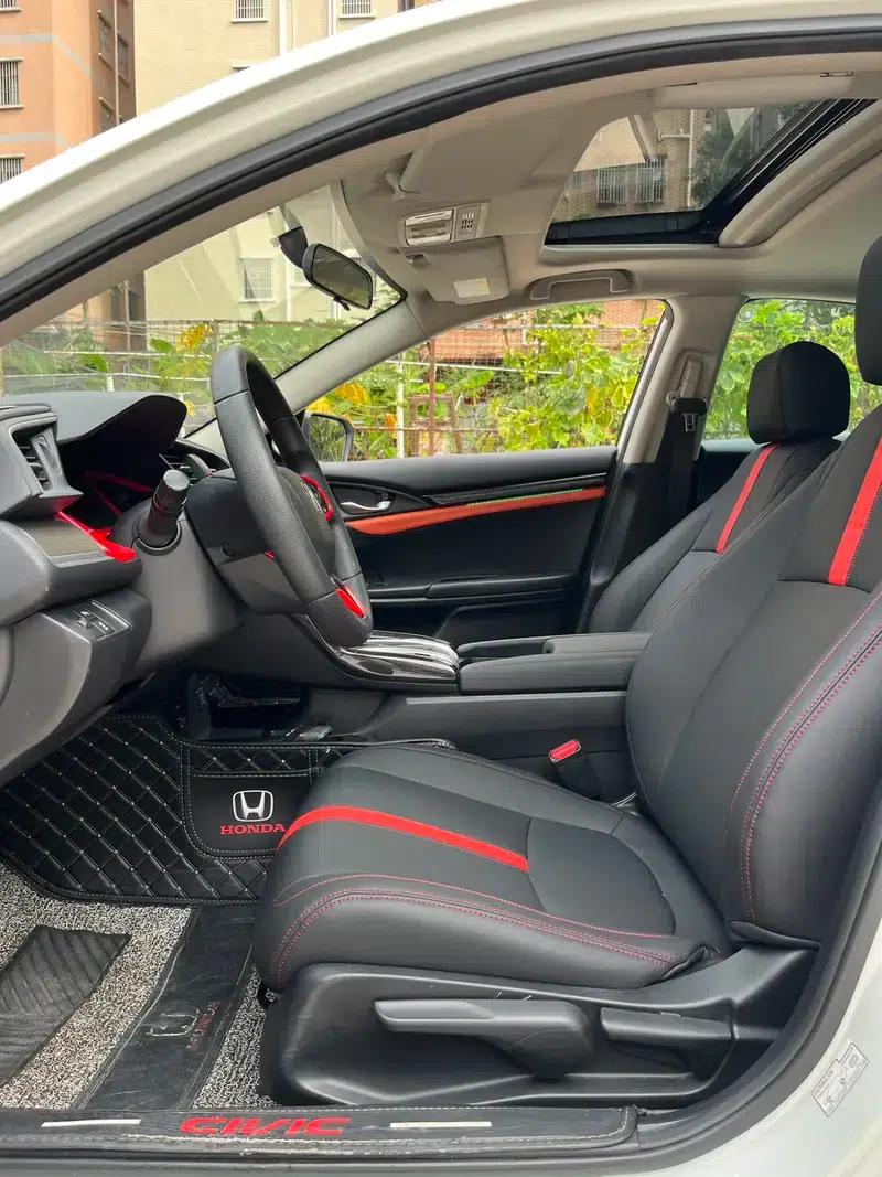 2016 Civic 220TURBO CVT Luxury Edition — миниатюра 8