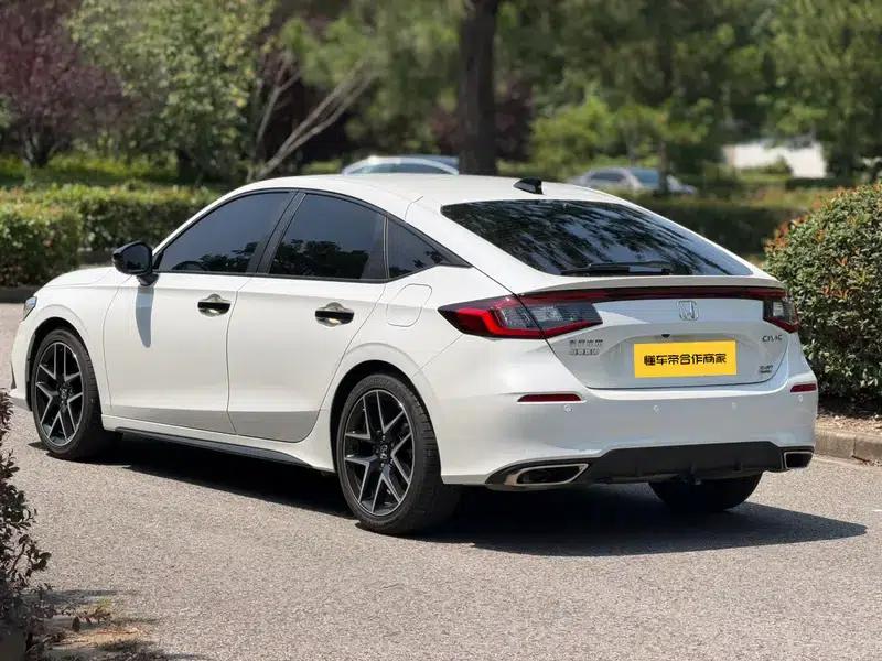 2023 Civic Hatchaback 240TURBO Manual Extreme Edition — миниатюра 4