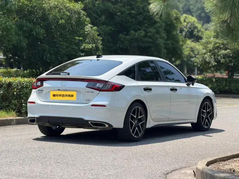 2023 Civic Hatchaback 240TURBO Manual Extreme Edition — миниатюра 6