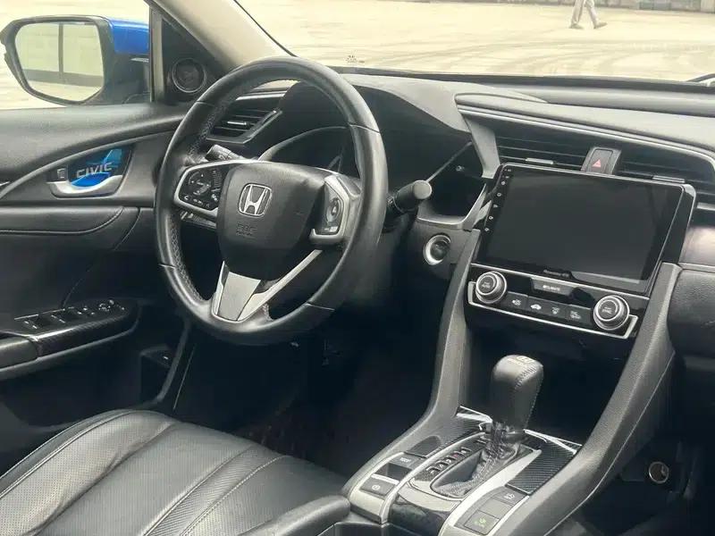 2016 Civic 220TURBO CVT Premium Edition — миниатюра 14
