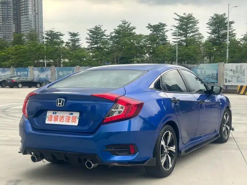 2016 Civic 220TURBO CVT Premium Edition — миниатюра 7
