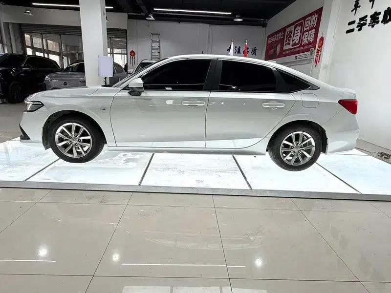 Civic 2022 180TURBO CVT Sporty Edition — миниатюра 4