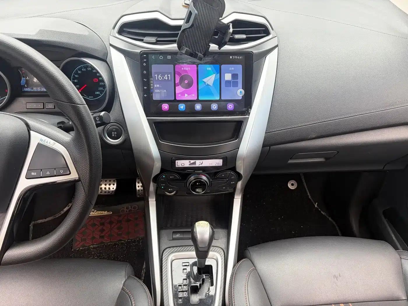 2017 Yuan 1.5L Automatic Cool Connected Edition — миниатюра 19