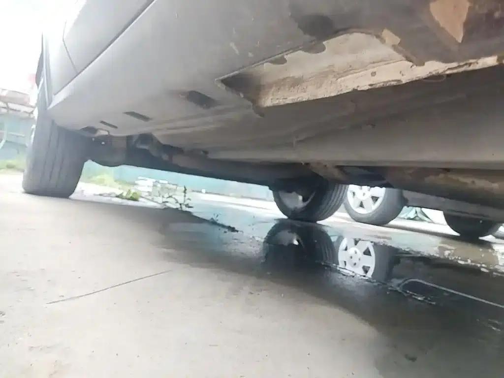 2017 Yuan 1.5L Automatic Cool Connected Edition — миниатюра 19