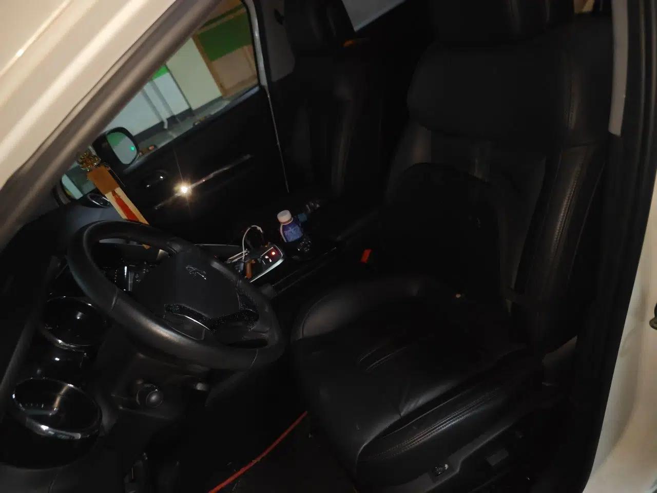 Peugeot 3008 2015 1.6THP Automatic Prestige Edition — миниатюра 15